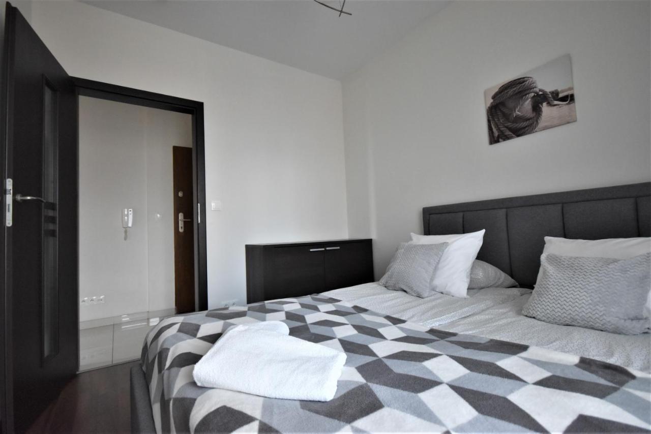 Senator Warsaw Apartments Eksteriør billede
