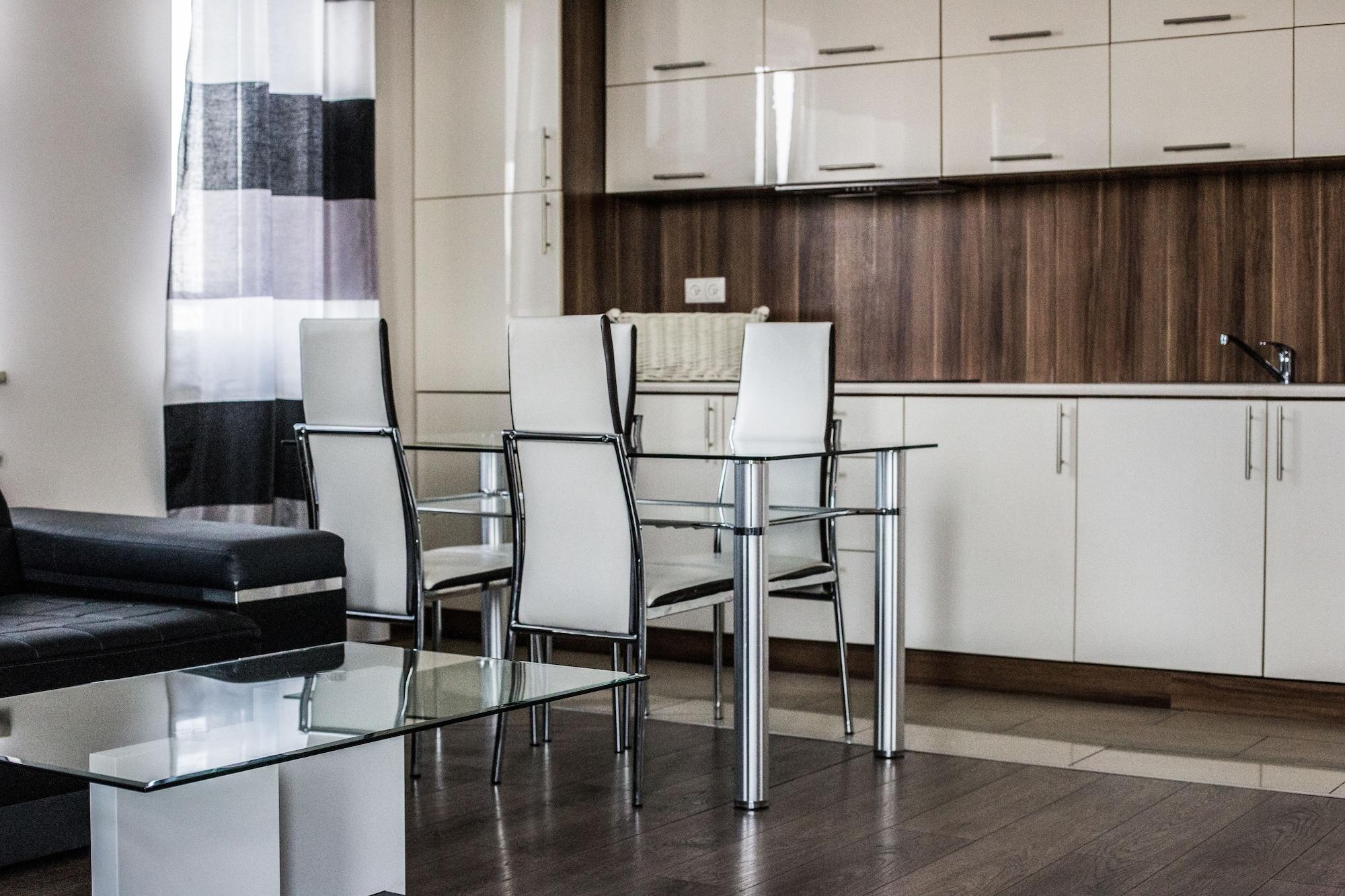 Senator Warsaw Apartments Eksteriør billede
