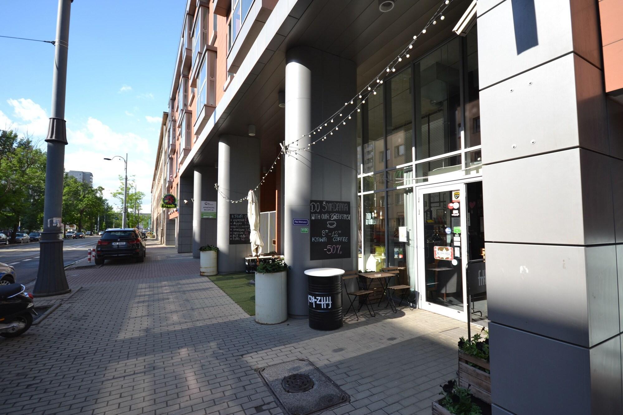 Senator Warsaw Apartments Eksteriør billede