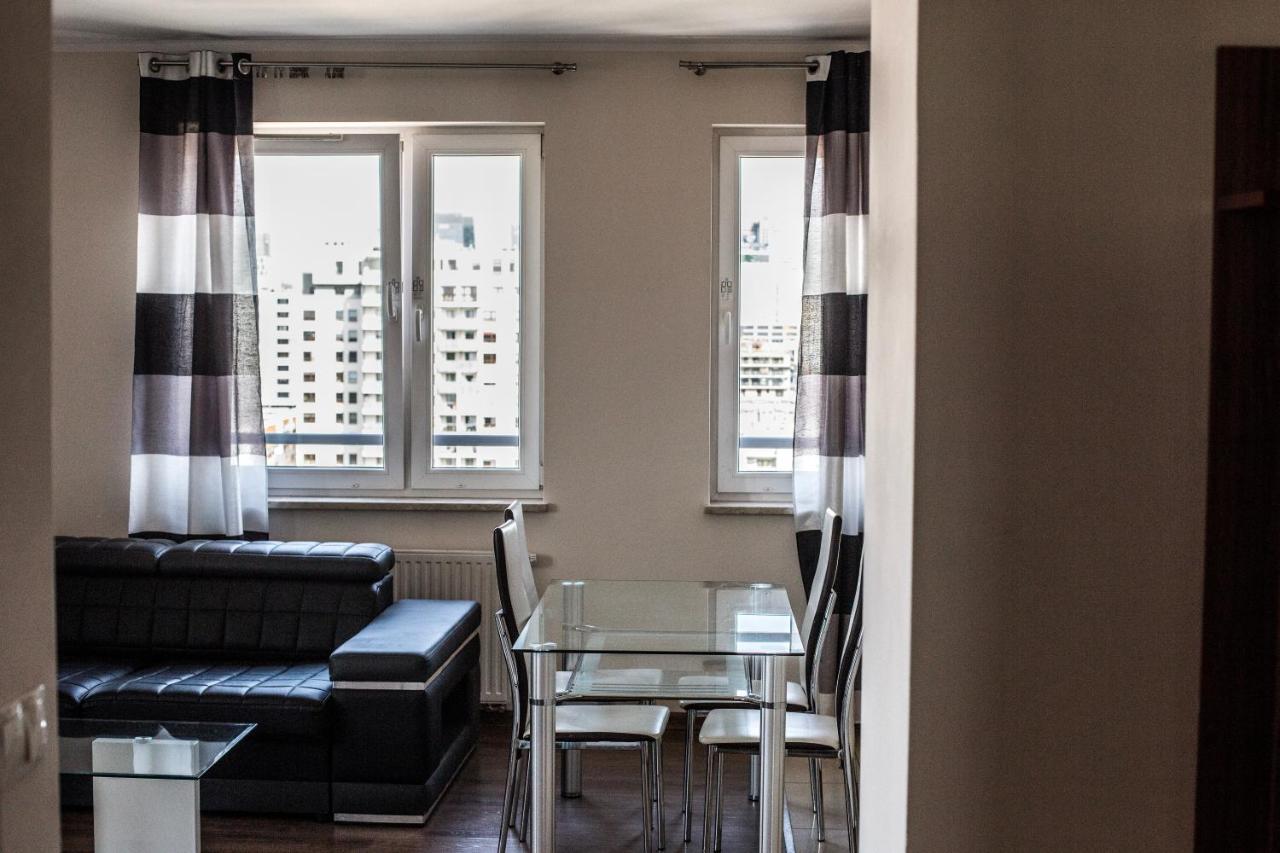 Senator Warsaw Apartments Eksteriør billede